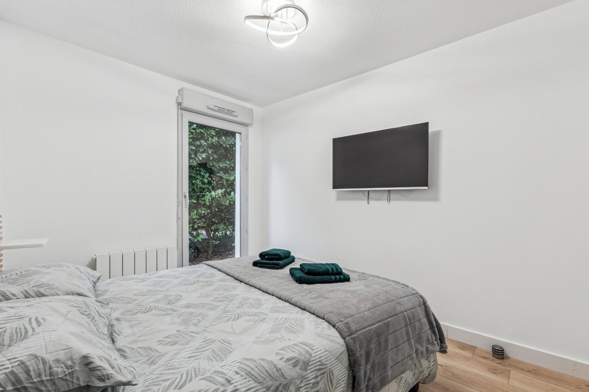 Comfort And Tranquility Near Lyon And Groupama Stadium, 4 Personnes Meyzieu Exterior foto